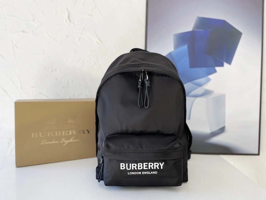 Cozy 7781 Burberry AAA Man Backpacks