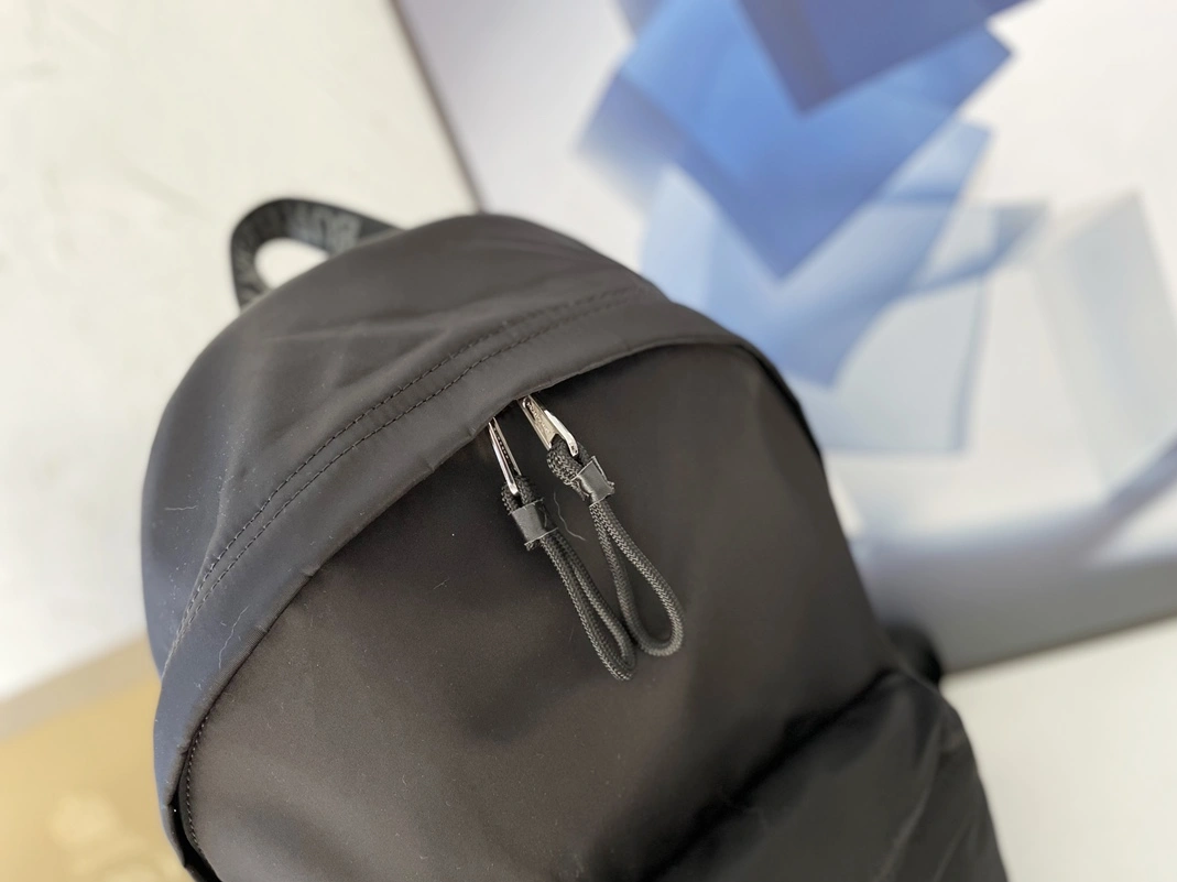 Cozy 7781 Burberry AAA Man Backpacks