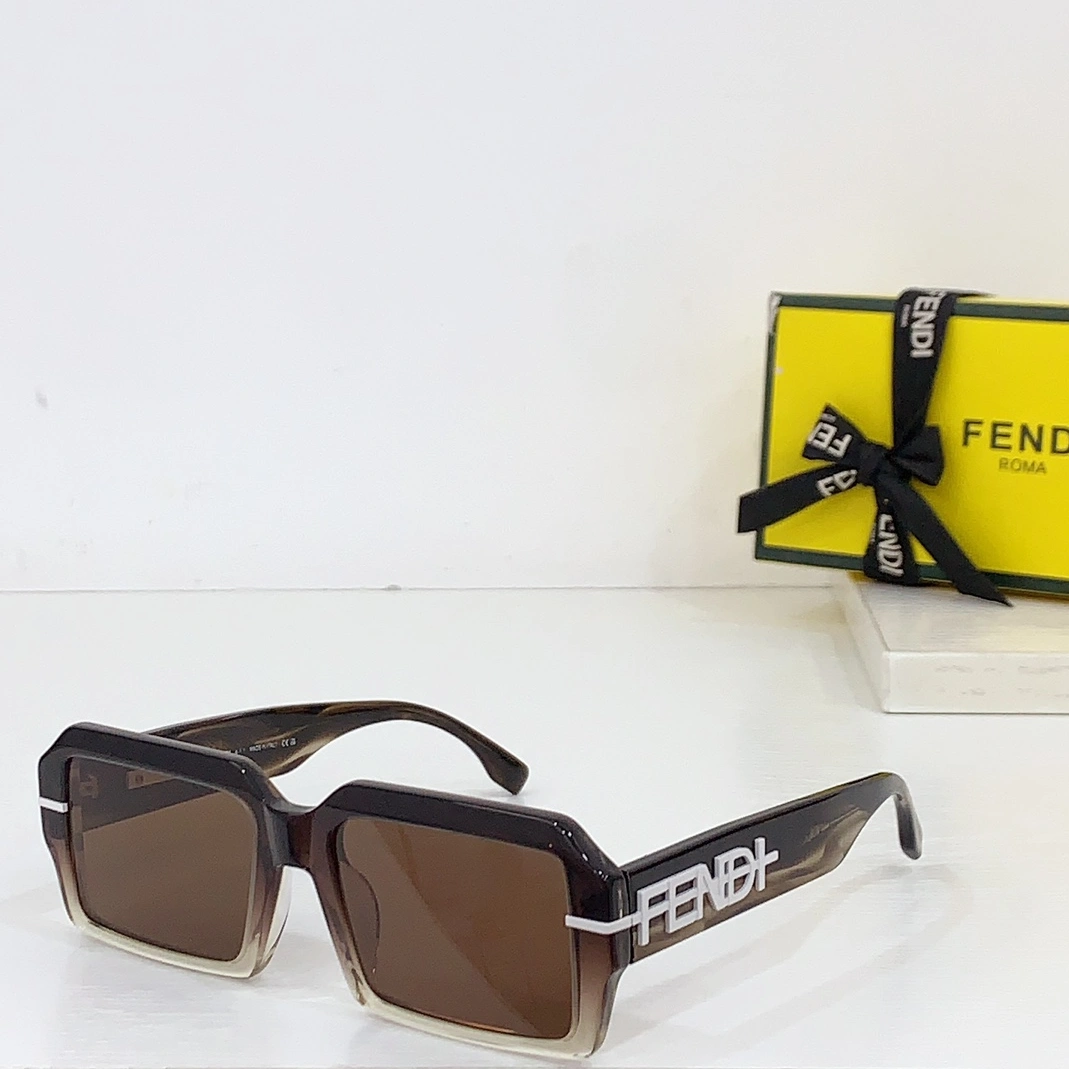Cozy 7884 Fendi AAA Quality Sunglasses