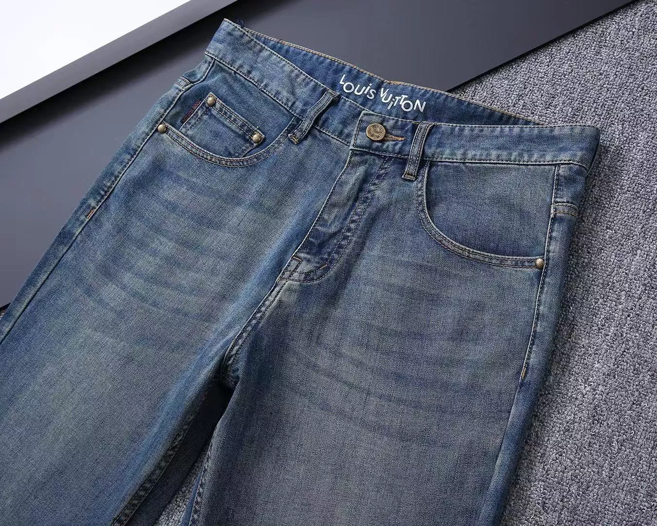Cozy 7891 Louis Vuitton LV Jeans For Men