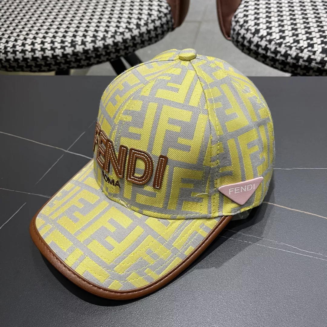 Cozy 7945 Fendi Caps