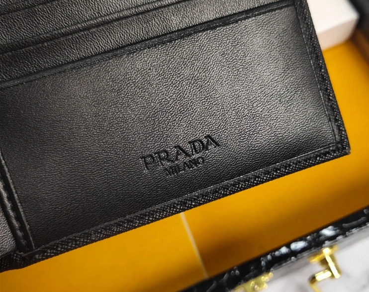 Cozy 7987 Prada AAA Man Wallets