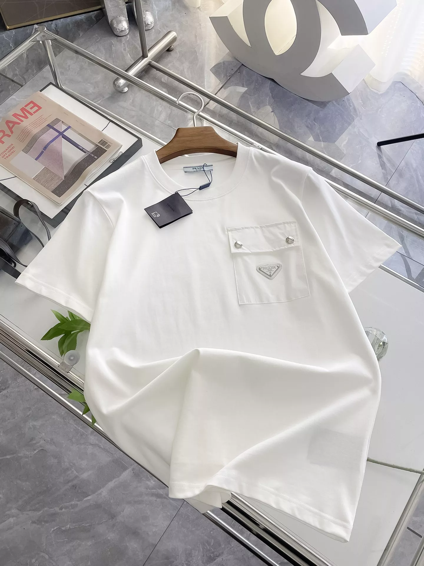 Cozy 8089 Prada T-Shirts Short Sleeved For Men