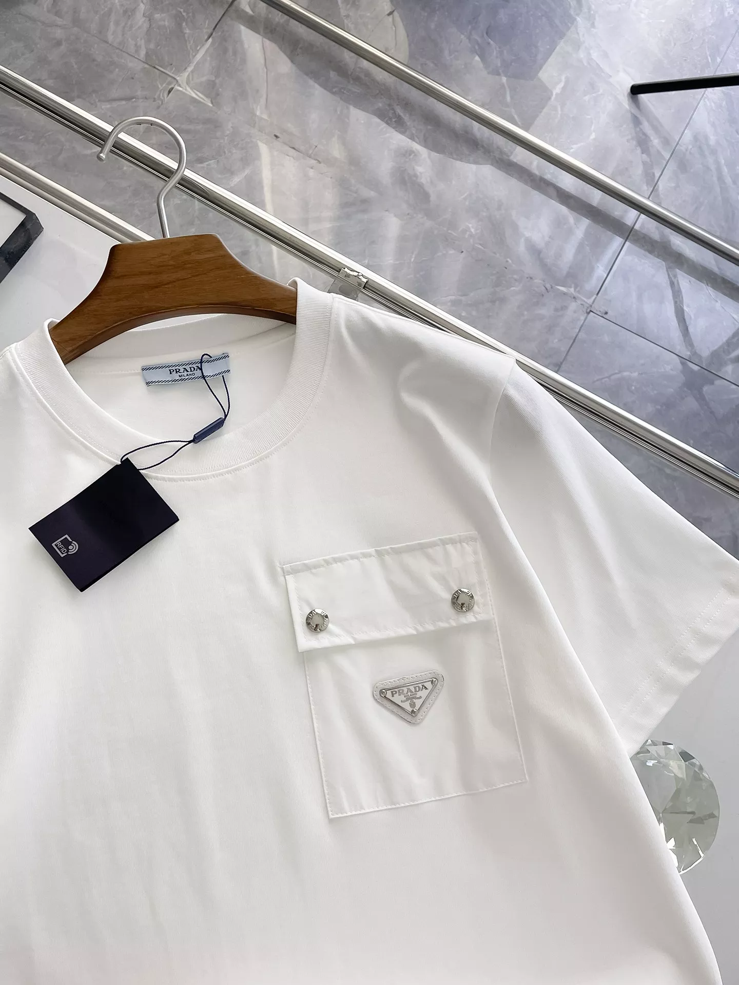 Cozy 8089 Prada T-Shirts Short Sleeved For Men