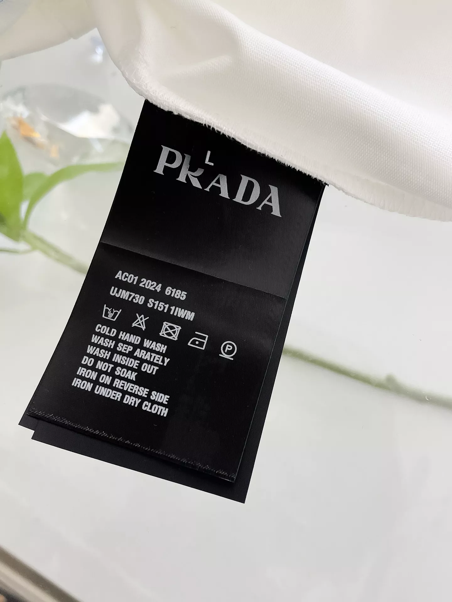 Cozy 8089 Prada T-Shirts Short Sleeved For Men