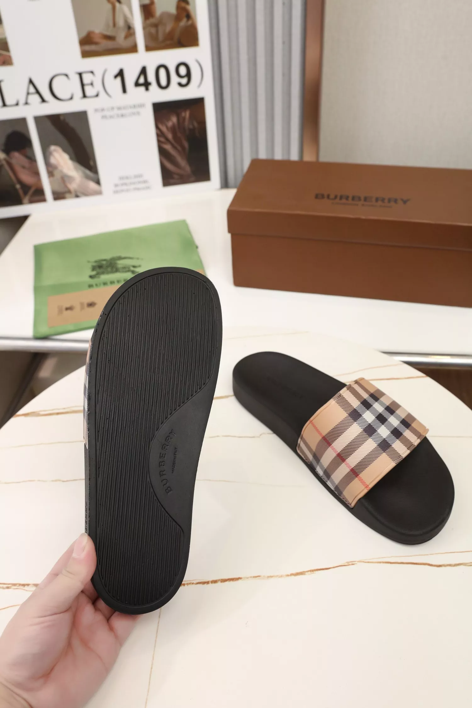 Cozy 818 Burberry Slippers For Men