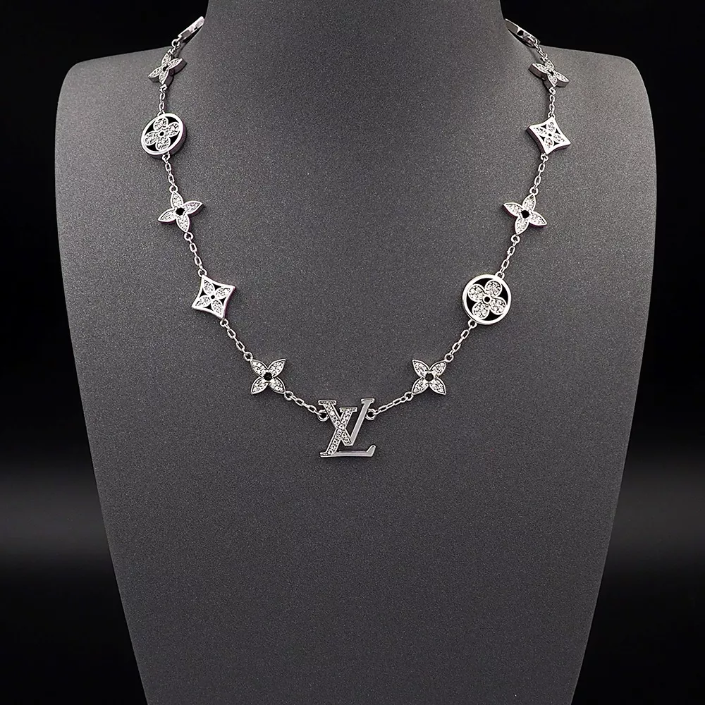 Cozy 8211 Louis Vuitton Necklaces
