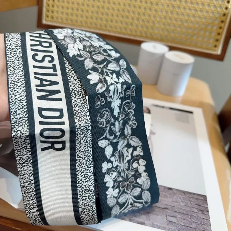 Cozy 8316 Christian Dior Silk Scarf