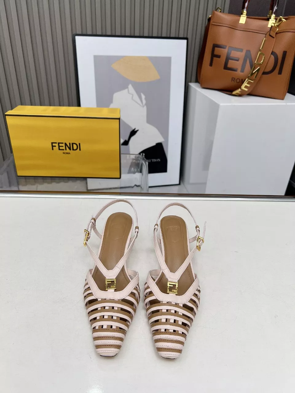Cozy 8374 Fendi Sandal For Women