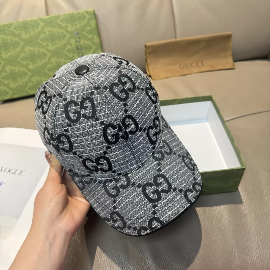 Cozy 8401 Gucci Caps