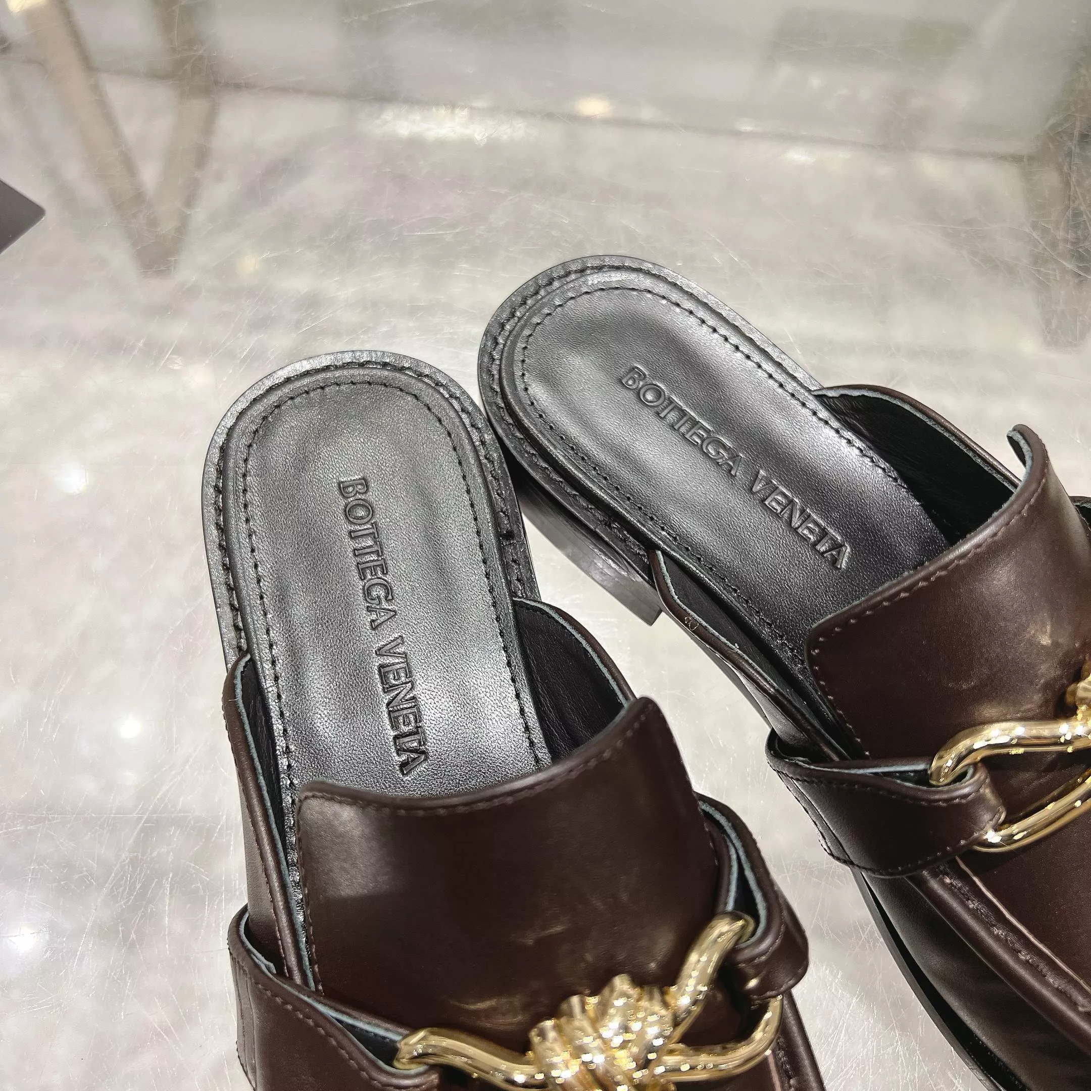 Cozy 8521 Bottega Veneta BV Slippers For Men