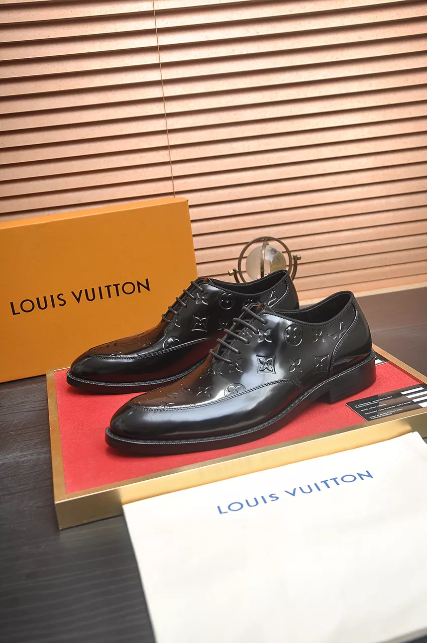 Cozy 8602 Louis Vuitton LV Oxfords Shoes For Men