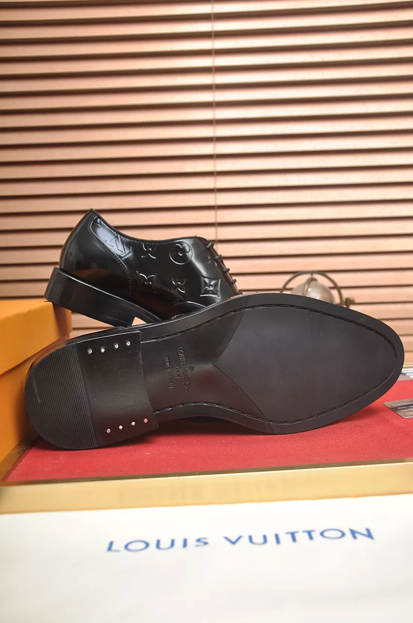 Cozy 8602 Louis Vuitton LV Oxfords Shoes For Men