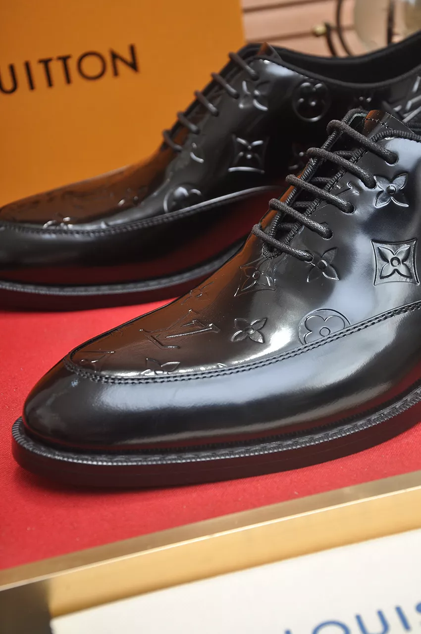 Cozy 8602 Louis Vuitton LV Oxfords Shoes For Men