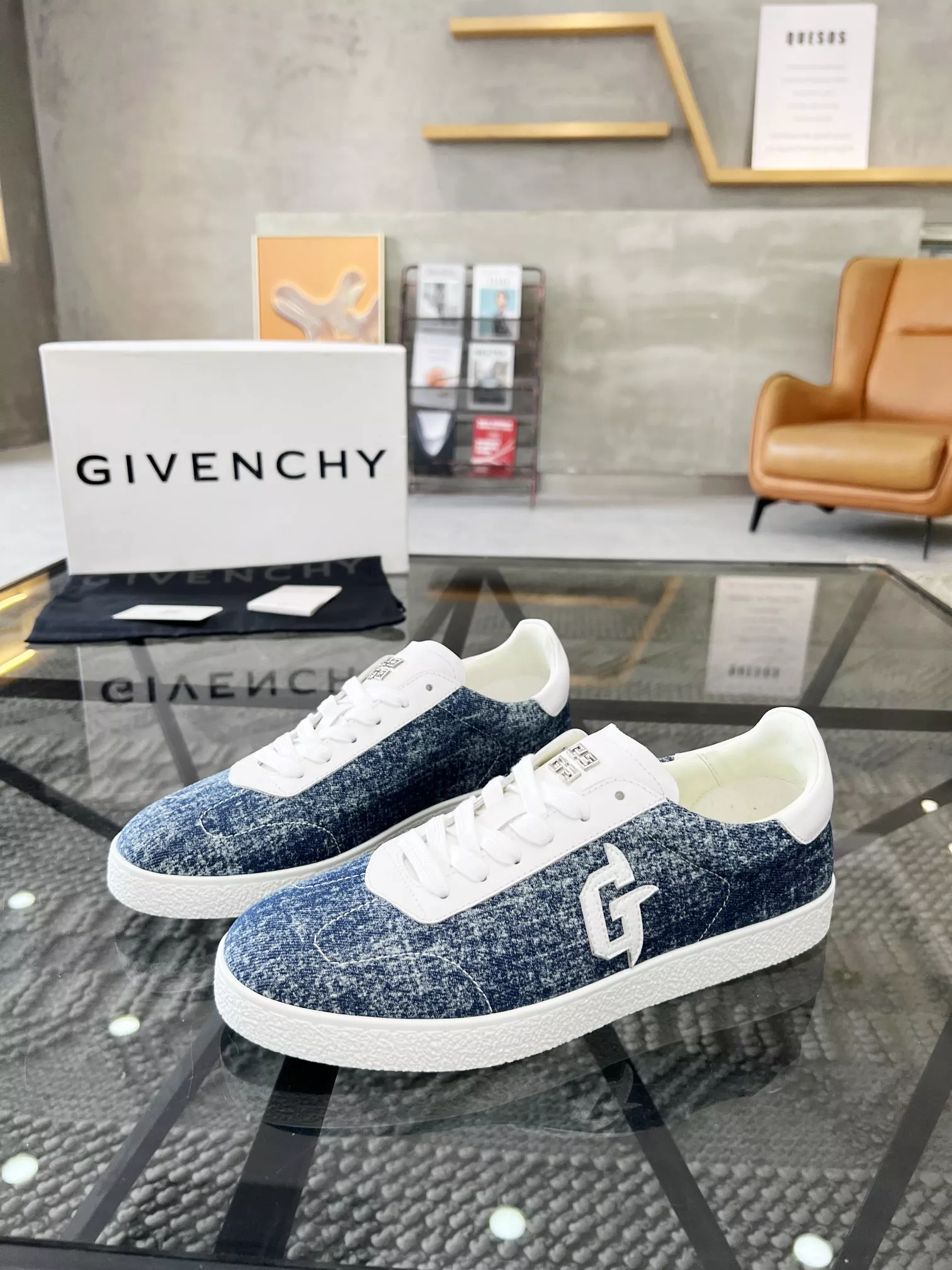 Cozy 8611 Givenchy Casual Shoes For Men