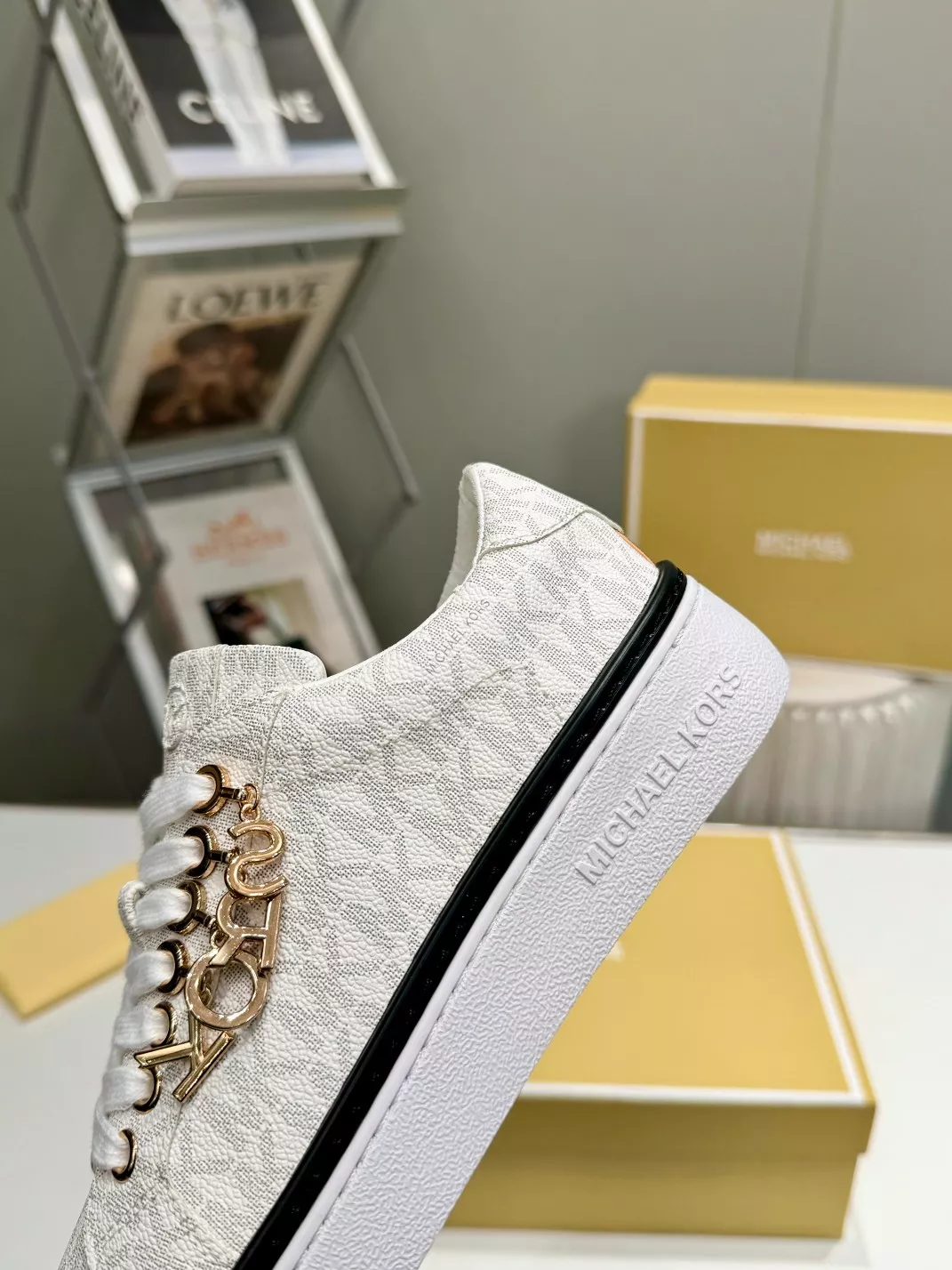 Cozy 8693 Michael Kors Casual Shoes For Women