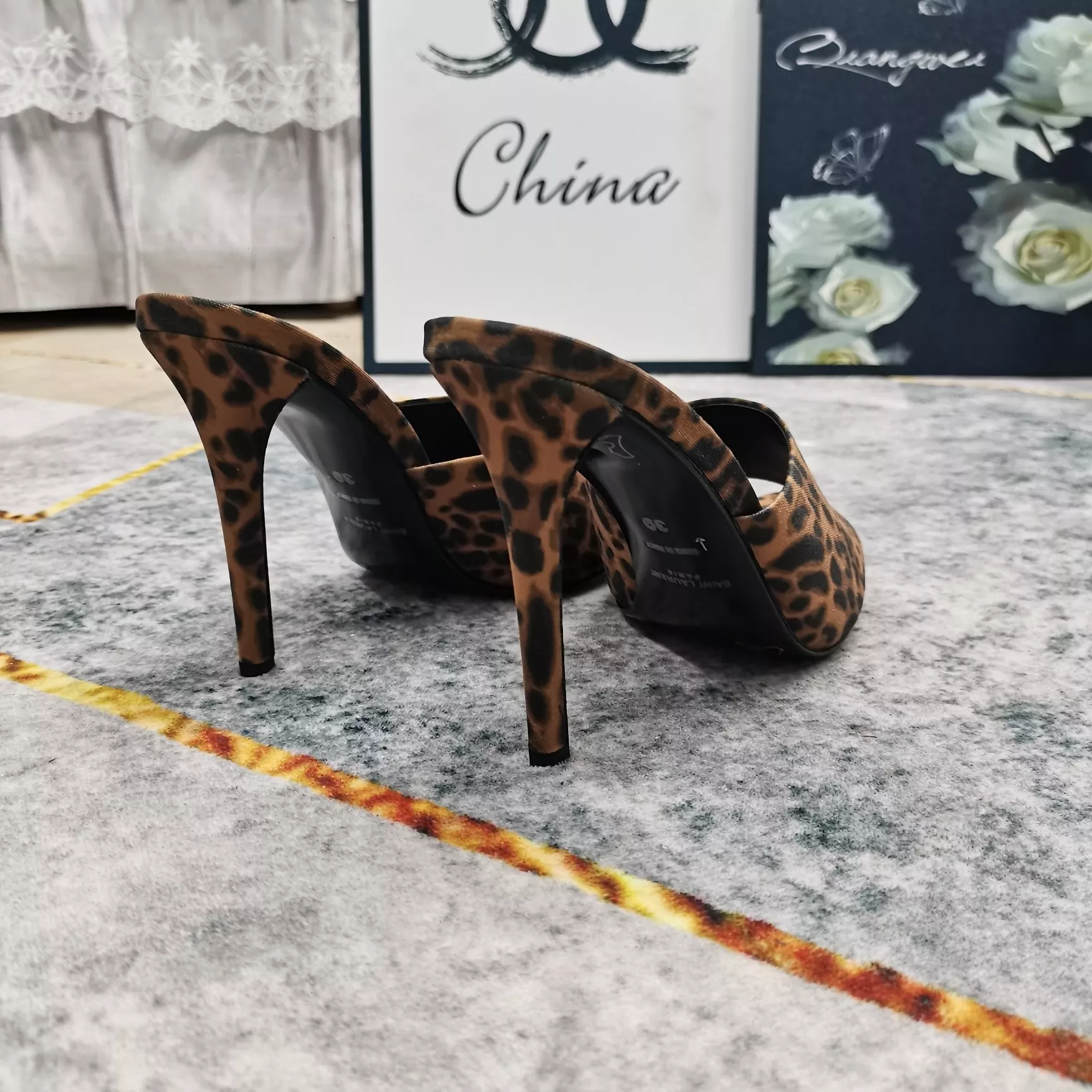 Cozy 8905 Yves Saint Laurent YSL Slippers For Women