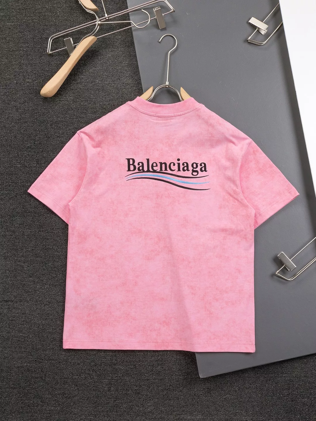 Cozy 9026 Balenciaga T-Shirts Short Sleeved For Unisex