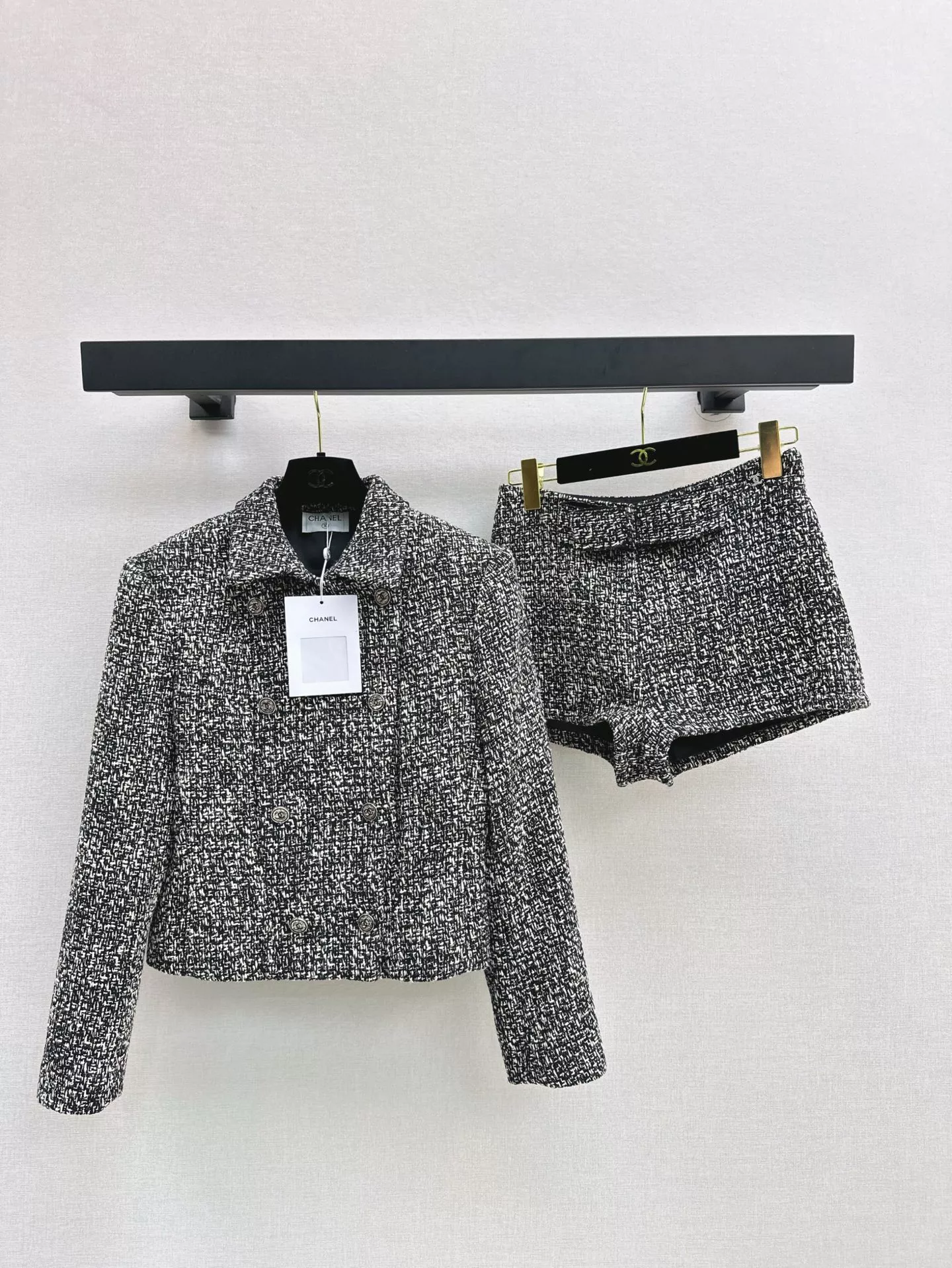 Cozy 9031 Chanel Tracksuits Long Sleeved For Women
