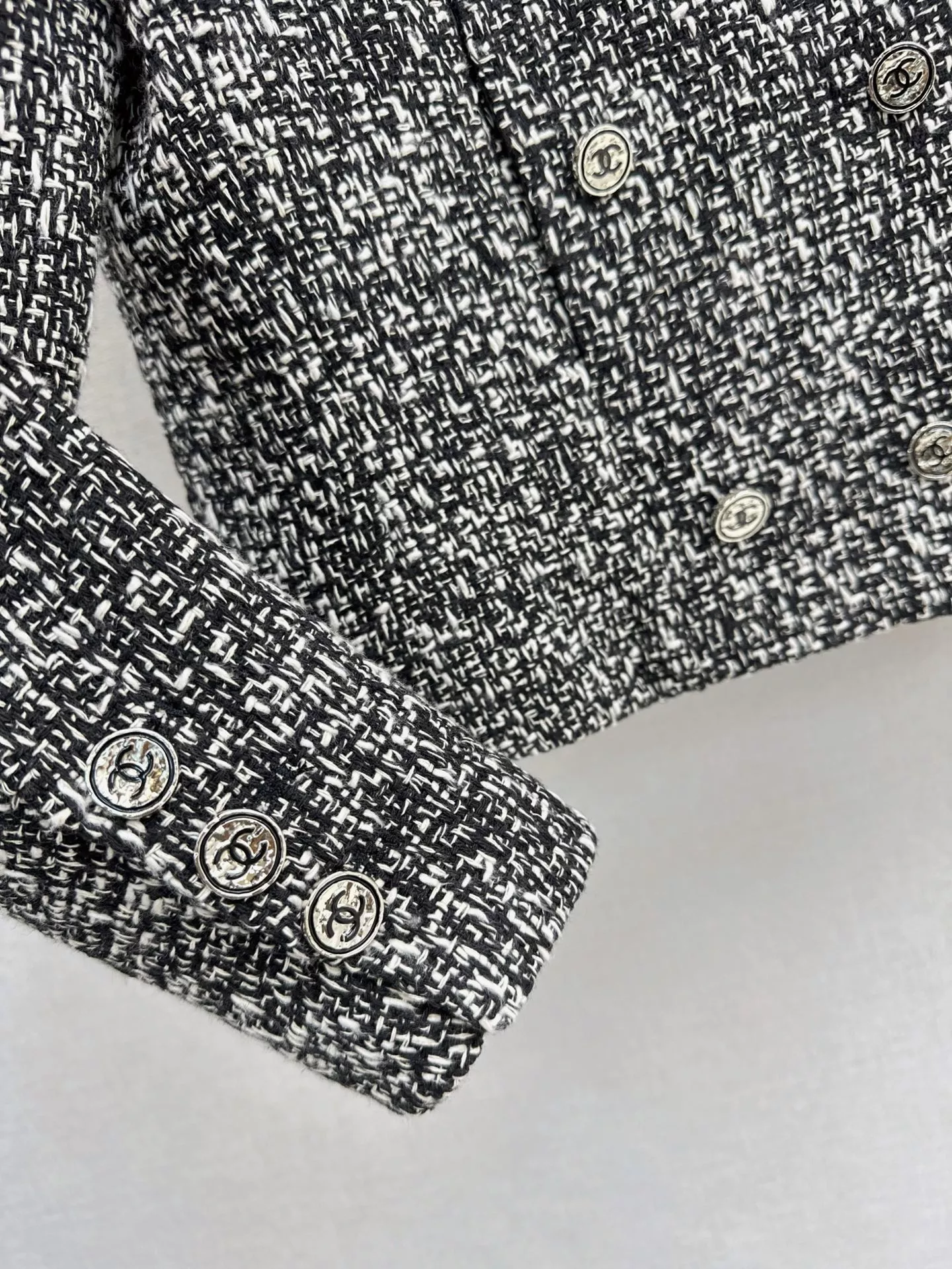 Cozy 9031 Chanel Tracksuits Long Sleeved For Women