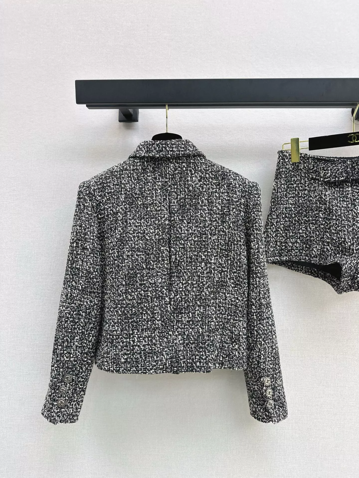 Cozy 9031 Chanel Tracksuits Long Sleeved For Women