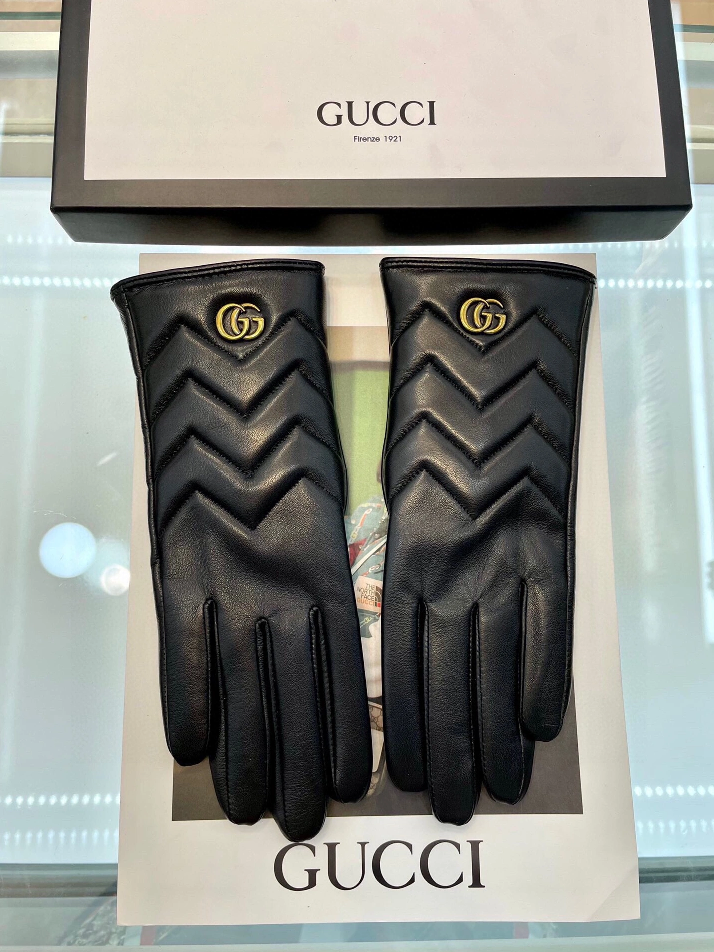 Cozy 9240 Gucci Gloves For Women