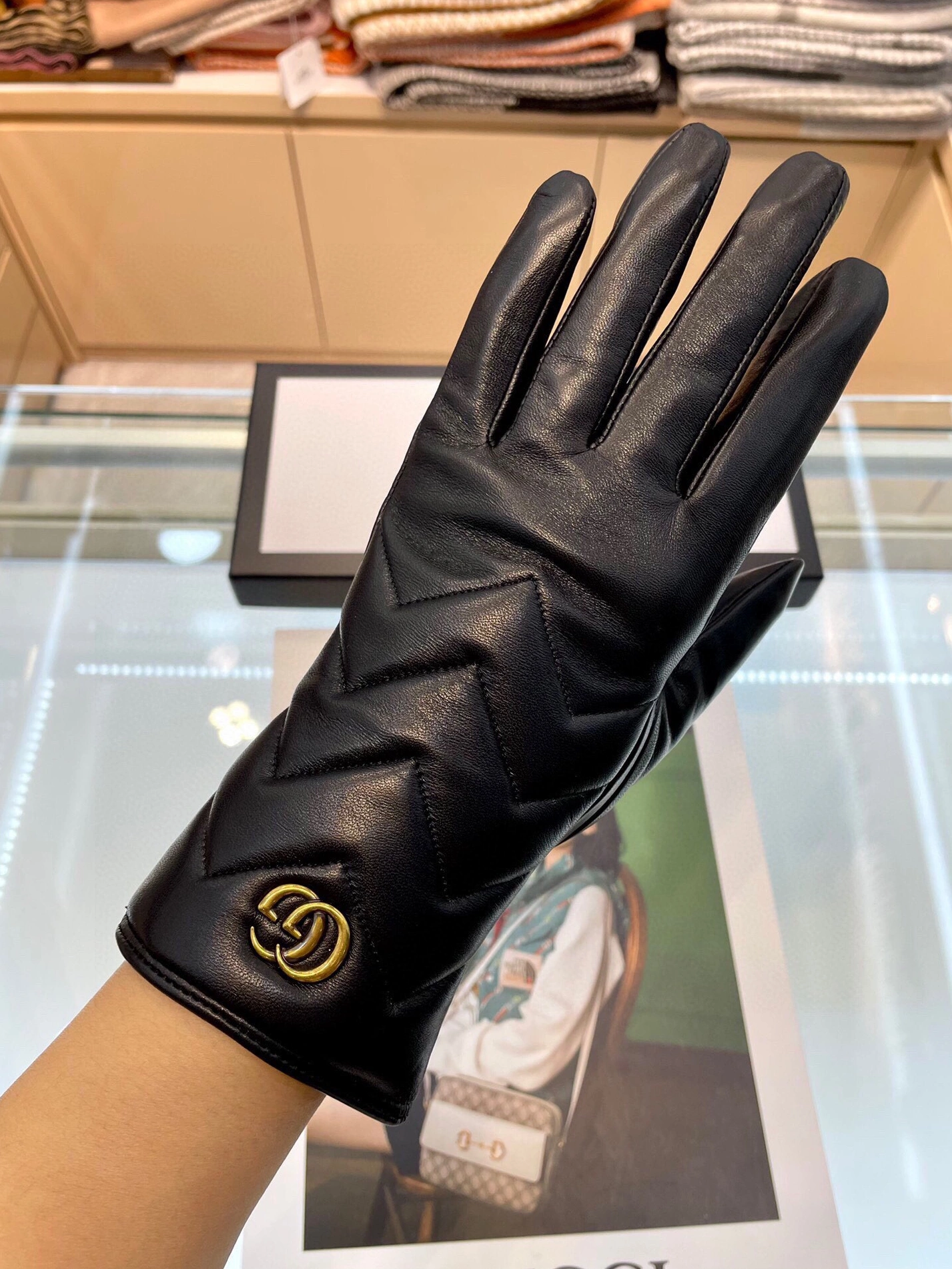 Cozy 9240 Gucci Gloves For Women
