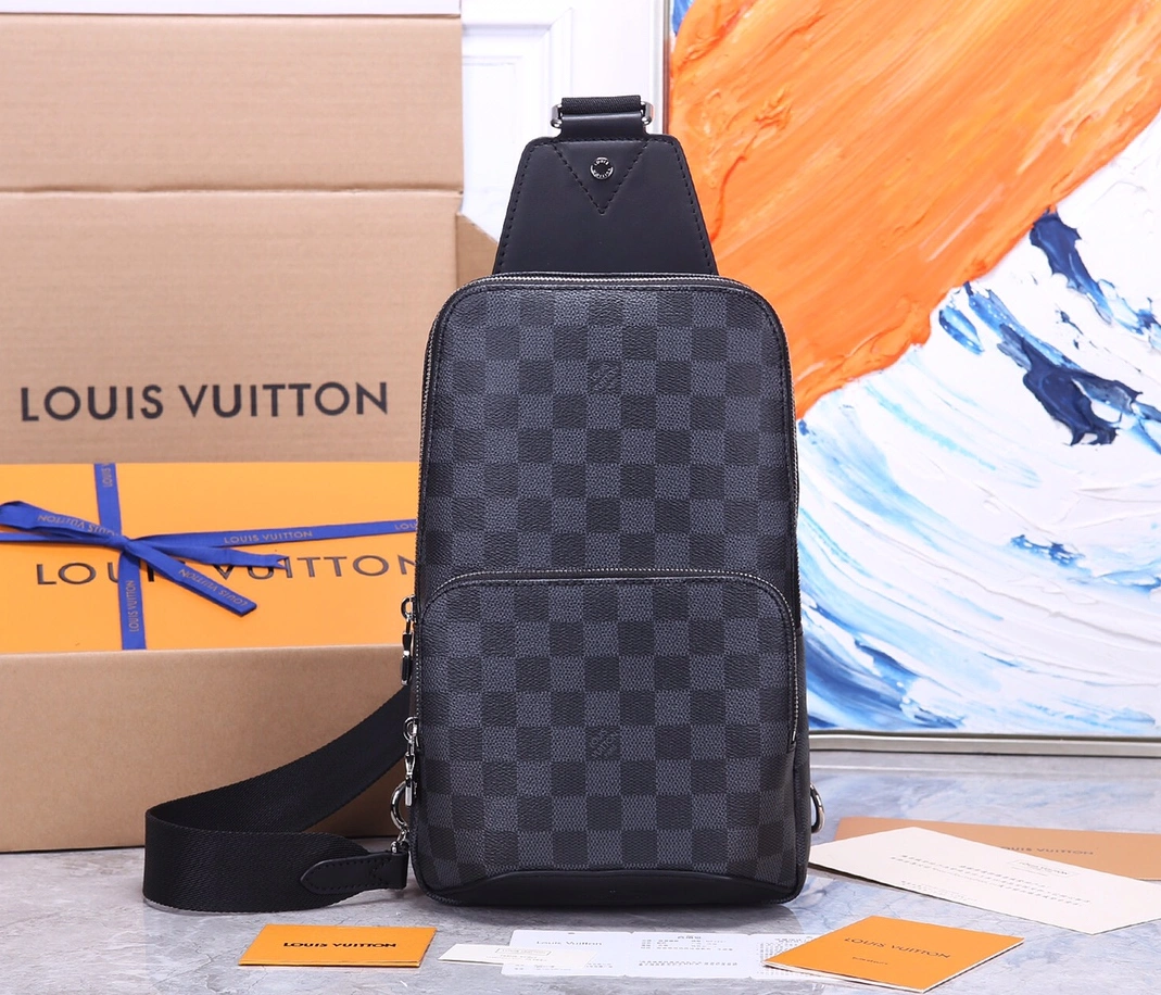 Cozy 9375 Louis Vuitton AAA Man Messenger Bags