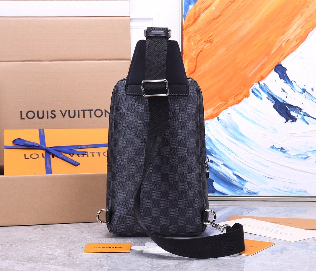 Cozy 9375 Louis Vuitton AAA Man Messenger Bags