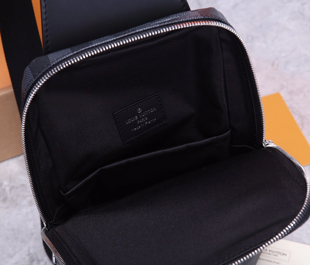 Cozy 9375 Louis Vuitton AAA Man Messenger Bags