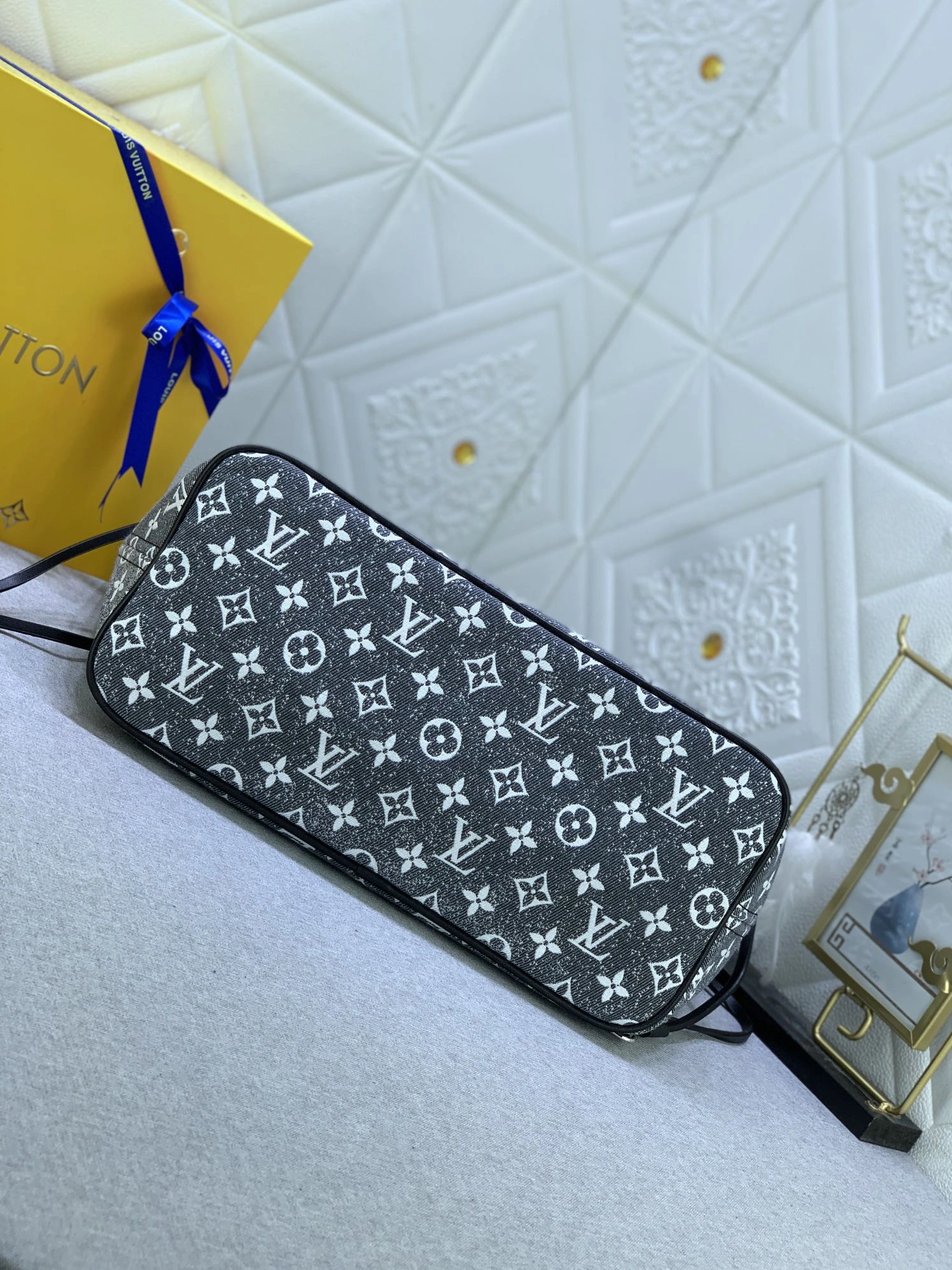 Cozy 9447 Louis Vuitton AAA Quality Shoulder Bags For Women