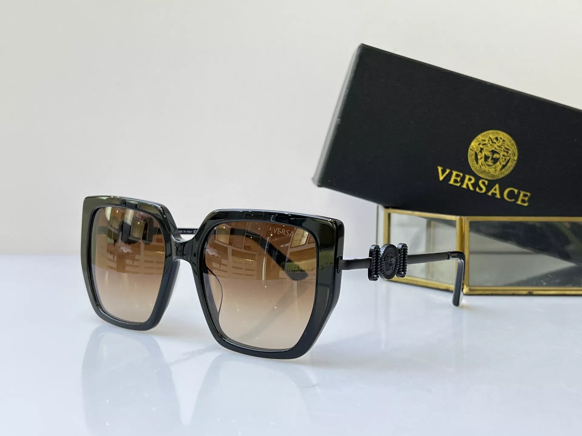 Cozy 946 Versace AAA Quality Sunglasses