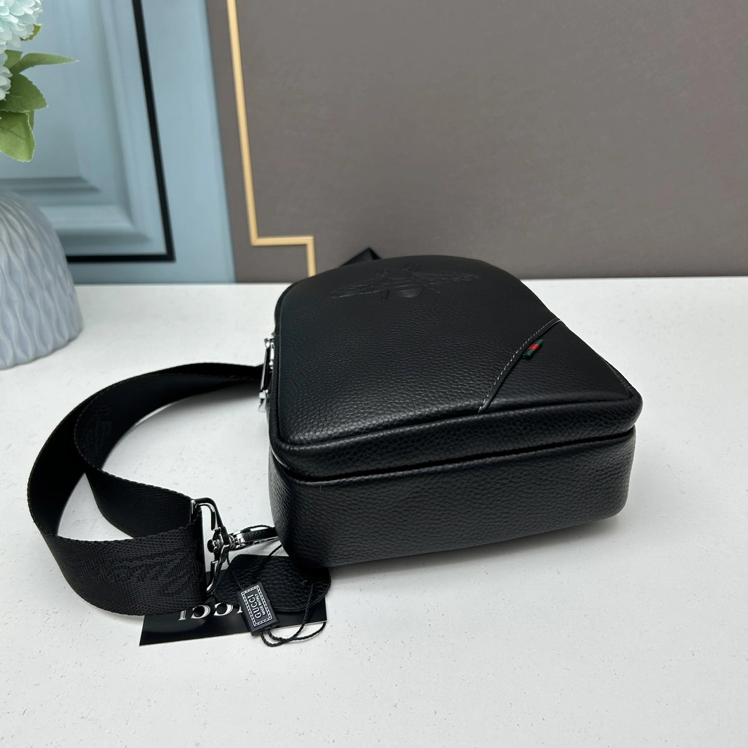 Cozy 9466 Gucci AAA Man Messenger Bags