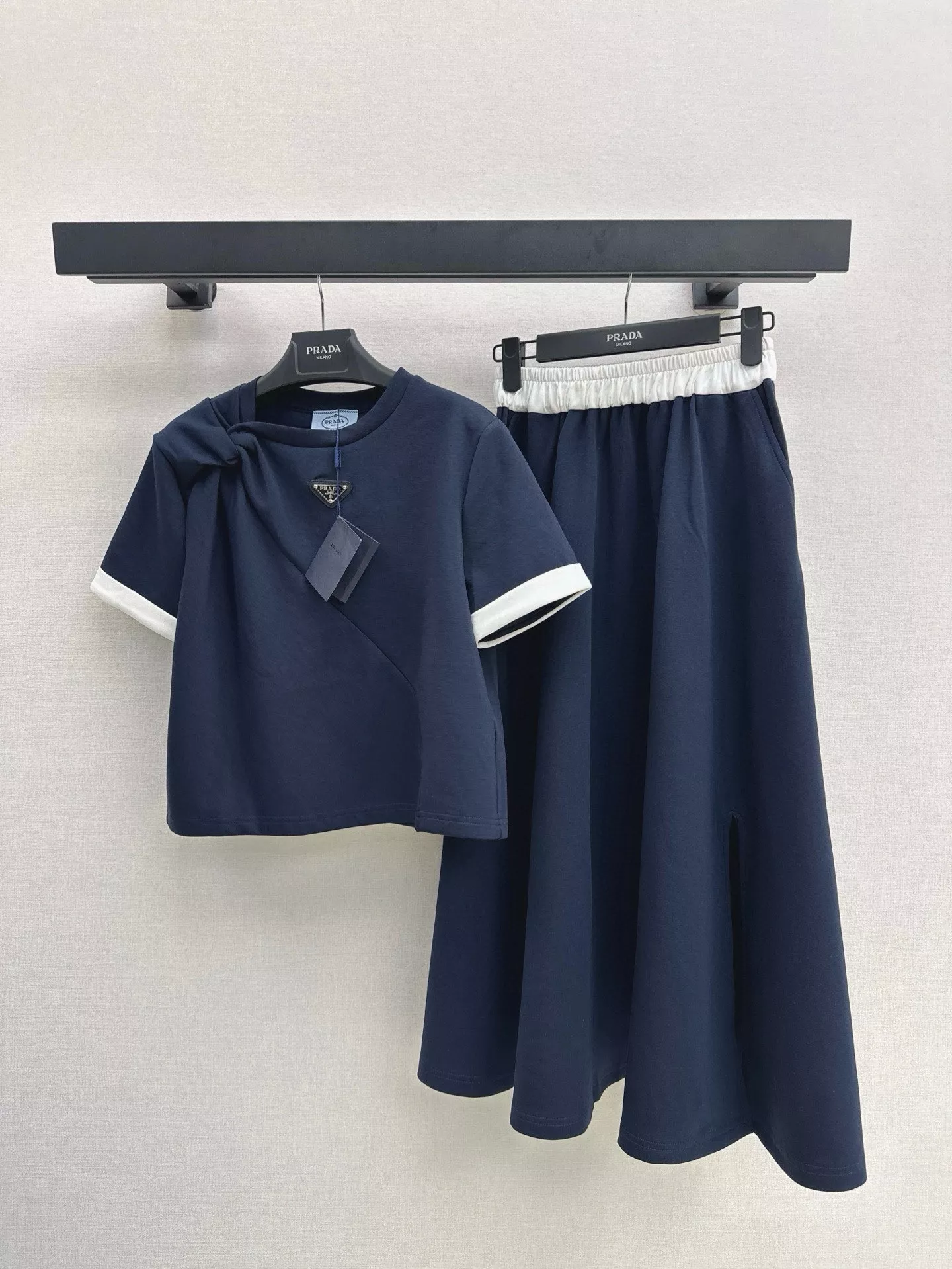 Cozy 9482 Prada Tracksuits Short Sleeved For Women