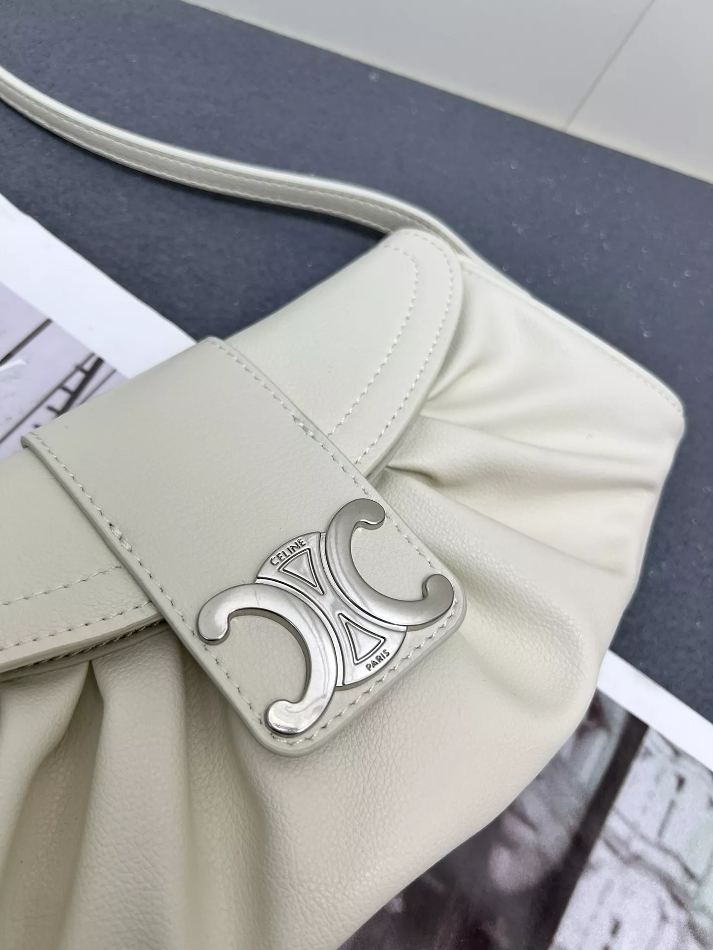 Cozy 9612 Celine AAA Quality Shoulder Bags For Women