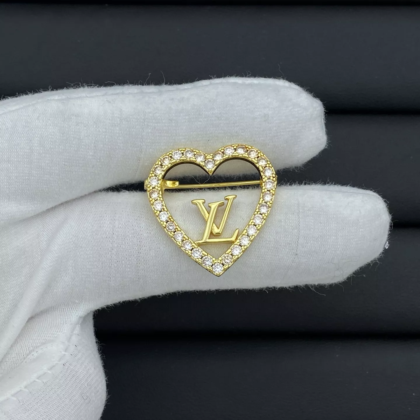 Cozy 9778 Louis Vuitton LV Brooches For Women