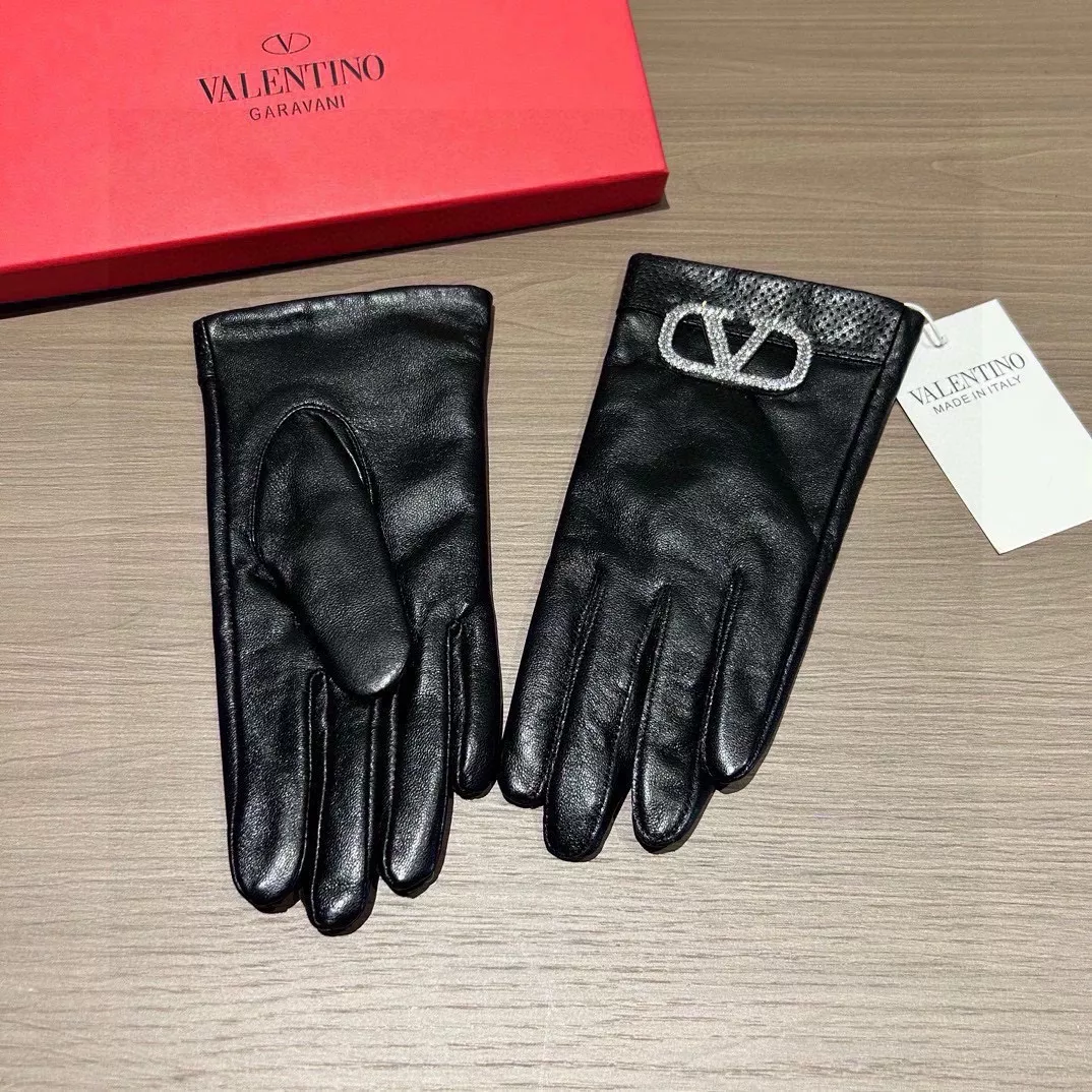 Cozy 9910 Valentino Gloves For Women