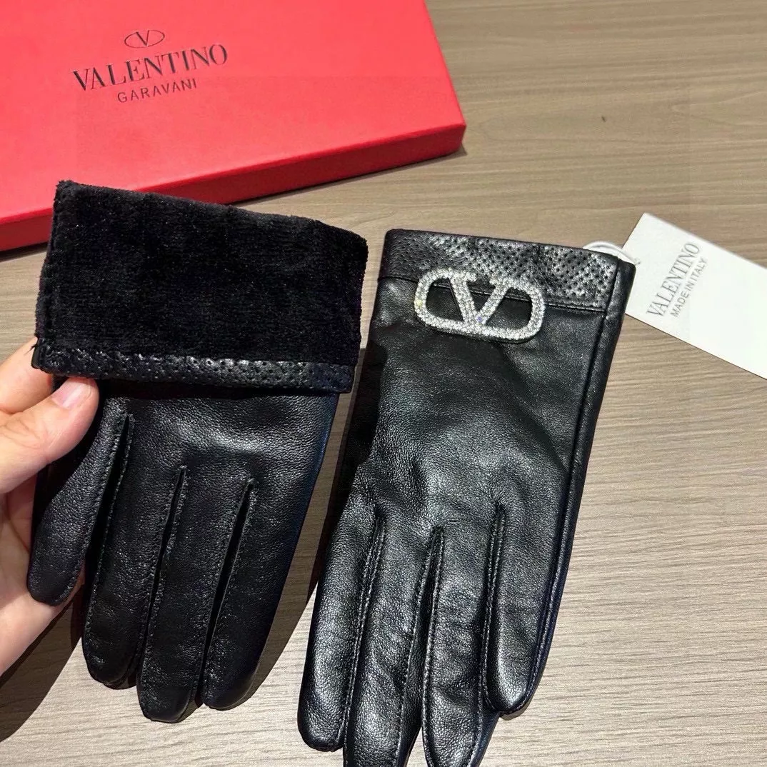 Cozy 9910 Valentino Gloves For Women