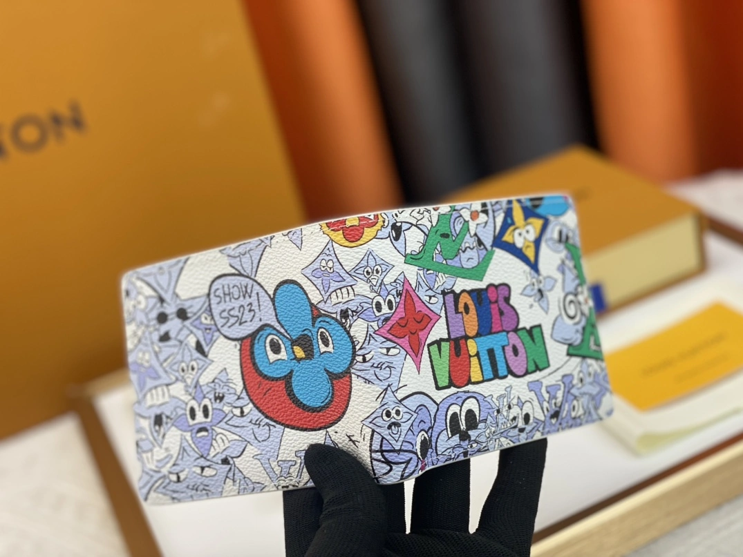 Cozy 9962 Louis Vuitton LV Wallets