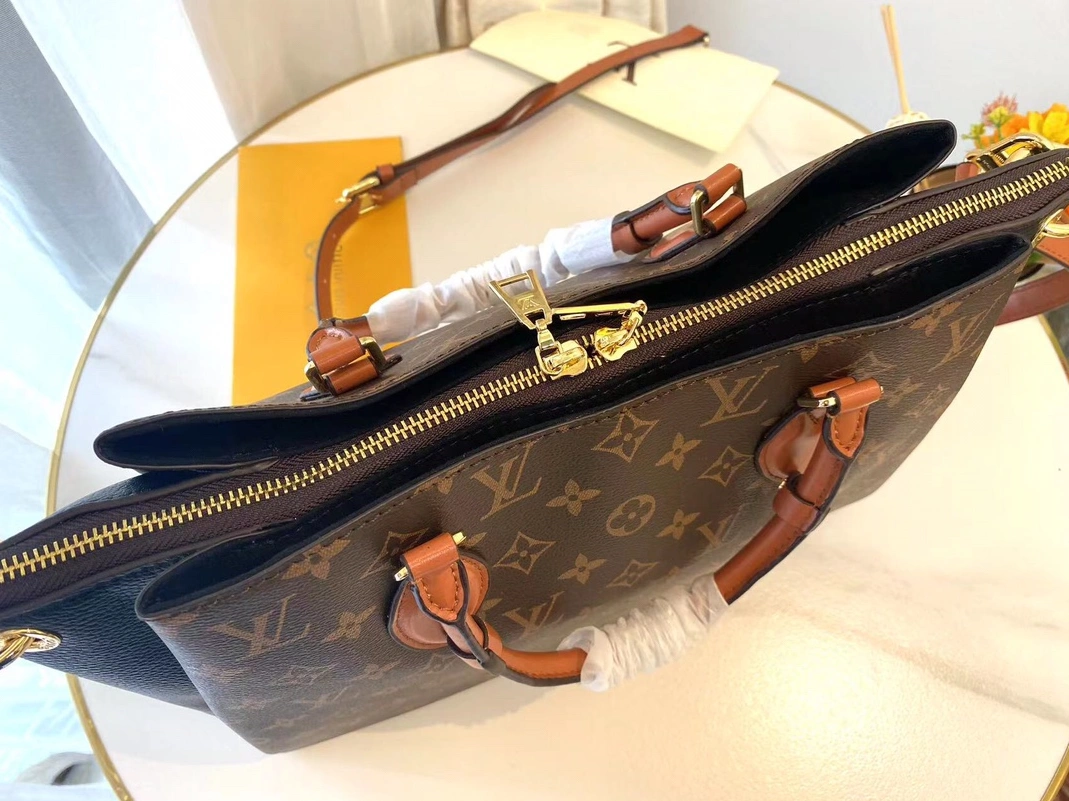 Cozy 9970 Louis Vuitton AAA Quality Handbags For Women