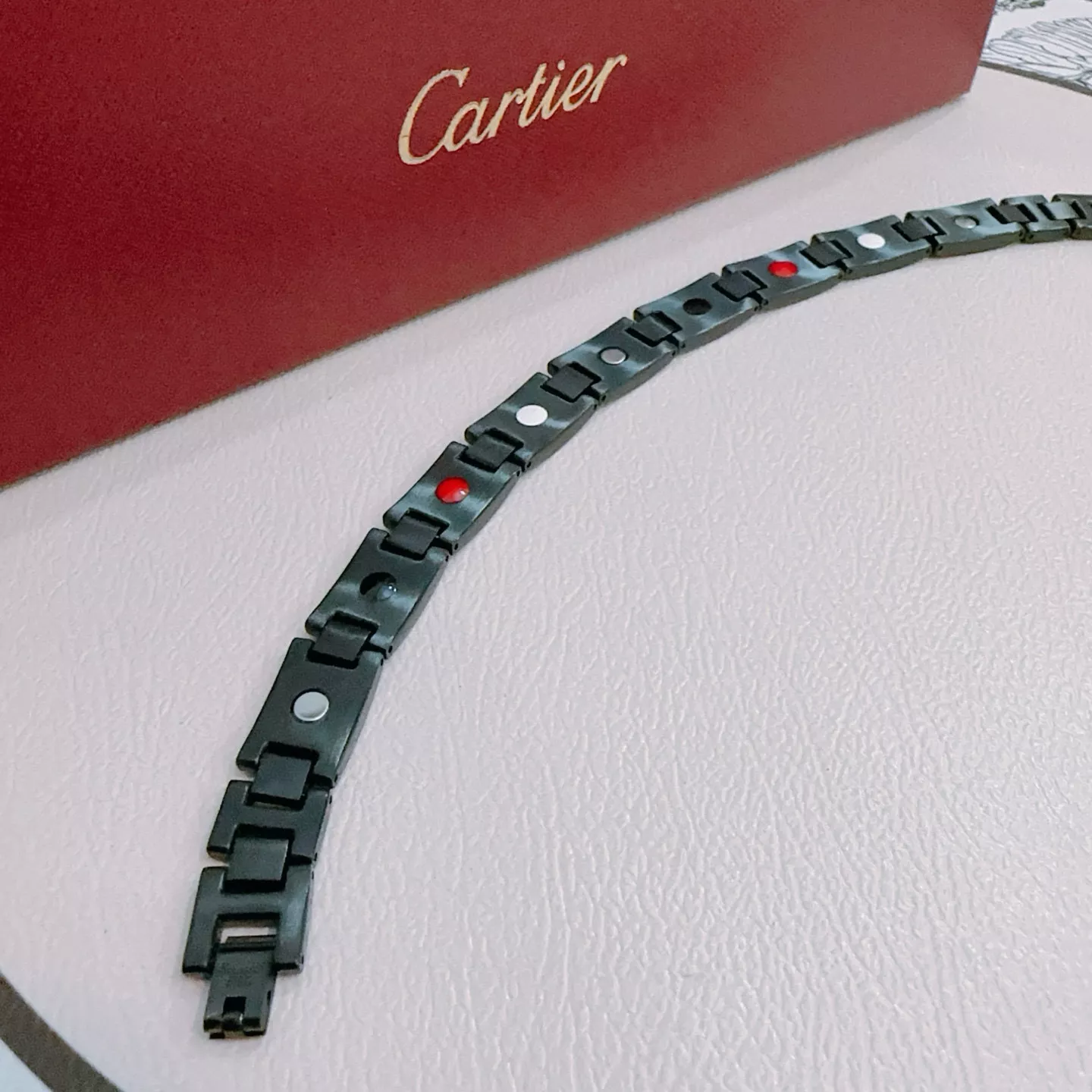 DailyWear 1064 Cartier bracelets