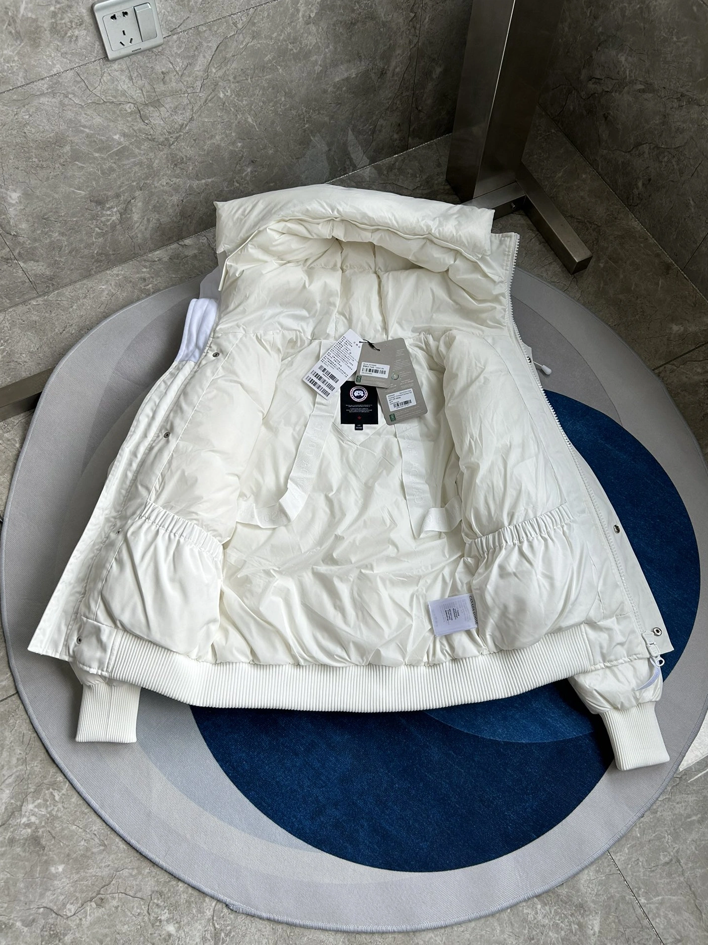 DailyWear 1183 Canada Goose Down Feather Coat Long Sleeved For Men