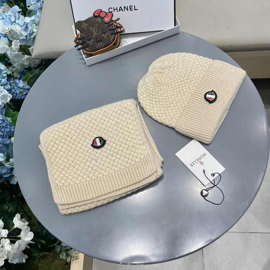 DailyWear 1292 Moncler Hat and Scarf Set