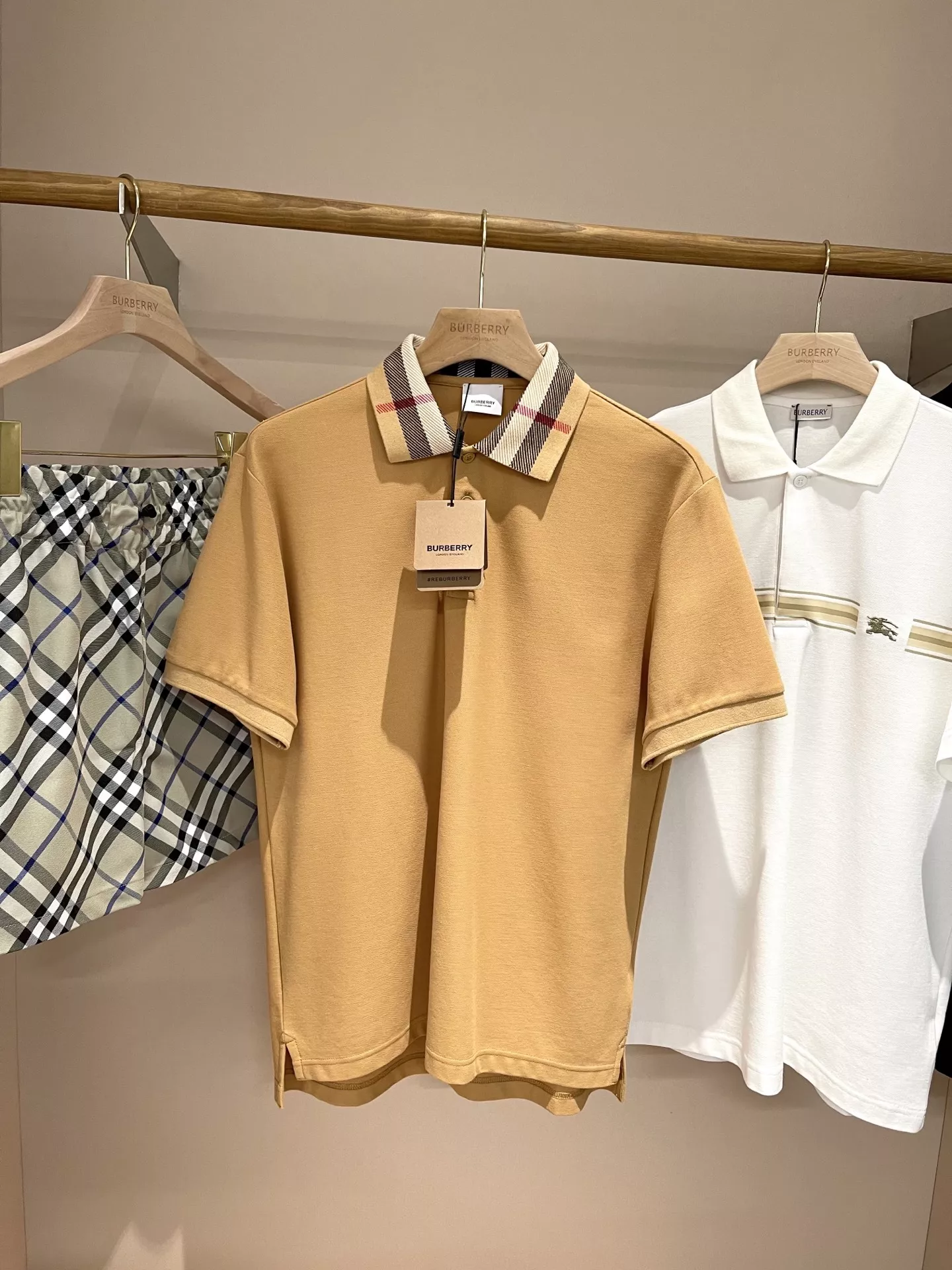DailyWear 1491 Burberry T-Shirts Short Sleeved For Unisex