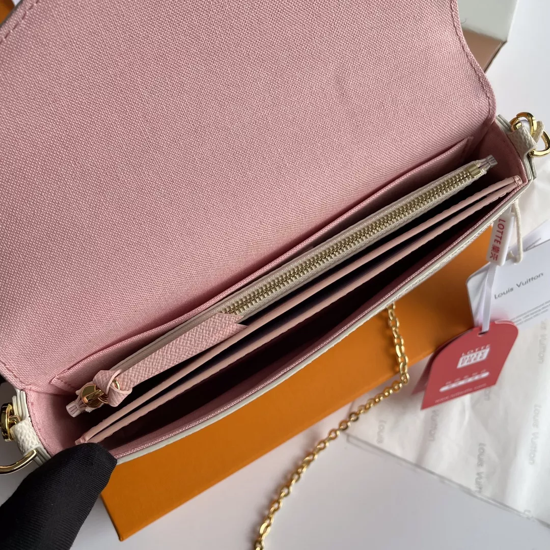 DailyWear 1761 Louis Vuitton AAA Quality Wallets For Women