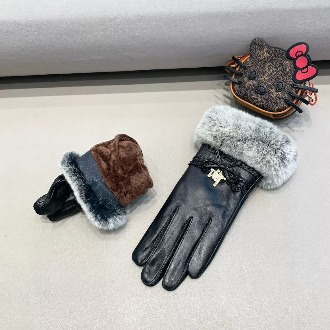 DailyWear 1939 Christian Dior Gloves For Women