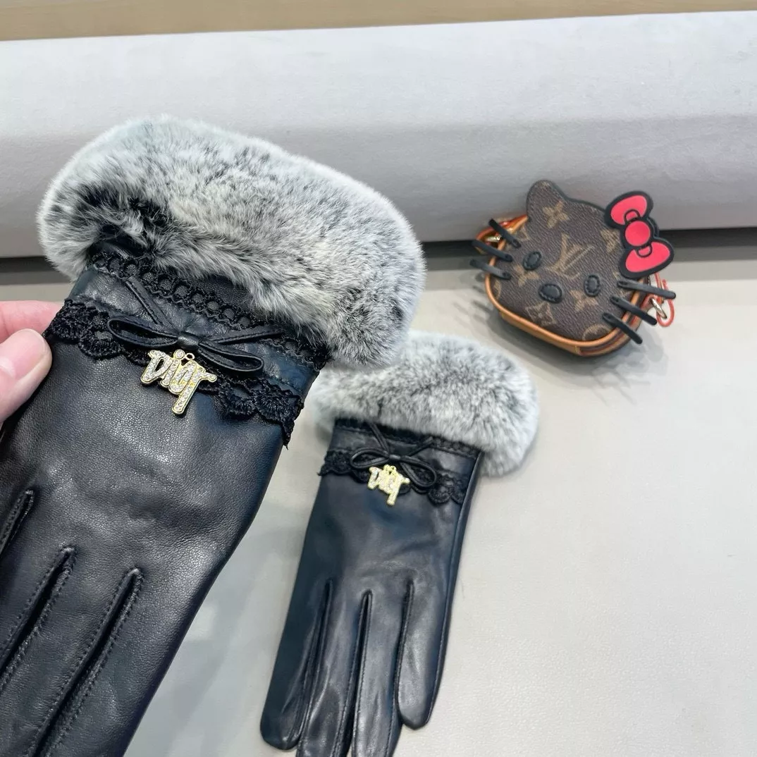 DailyWear 1939 Christian Dior Gloves For Women