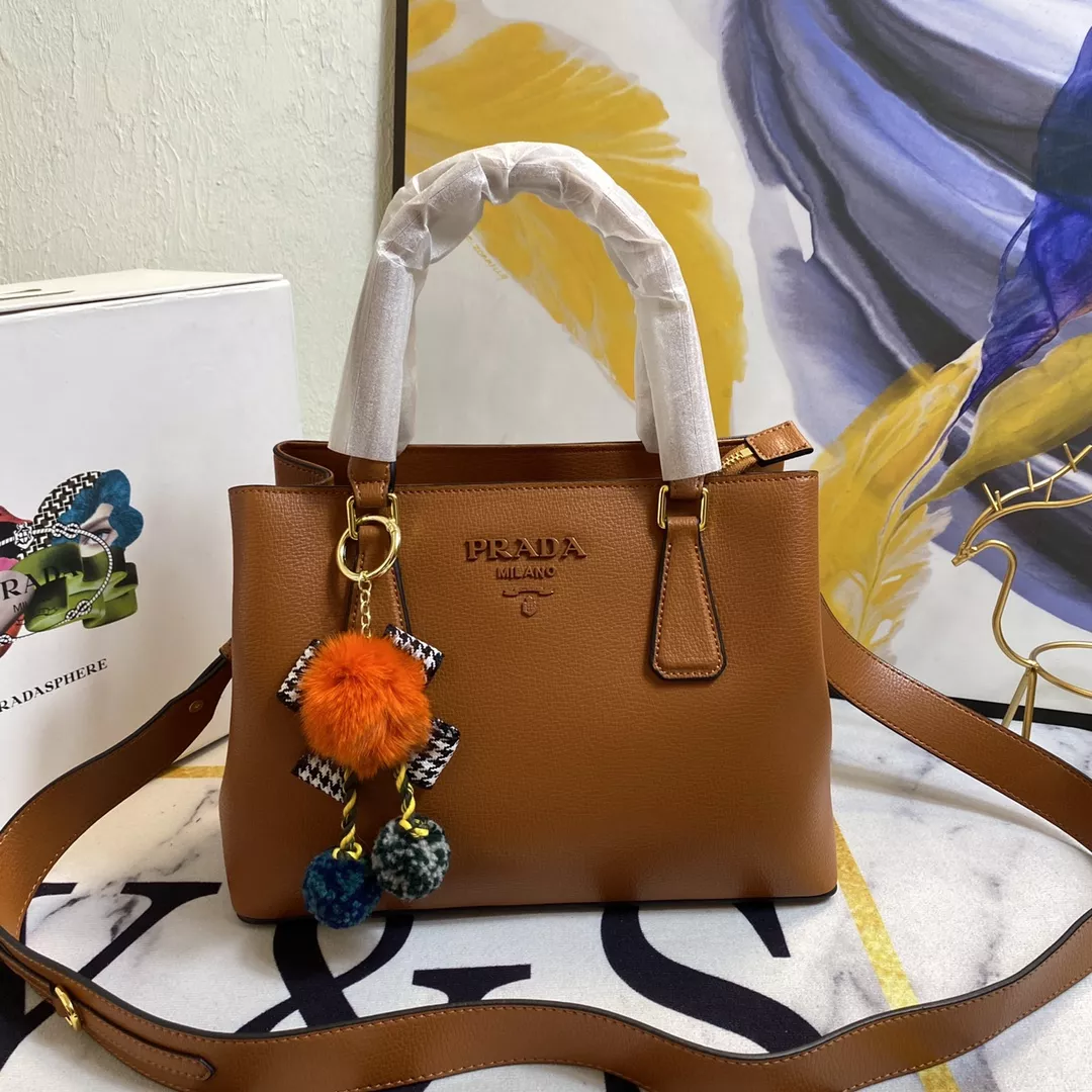 DailyWear 1997 Prada AAA Quality Handbags For Women
