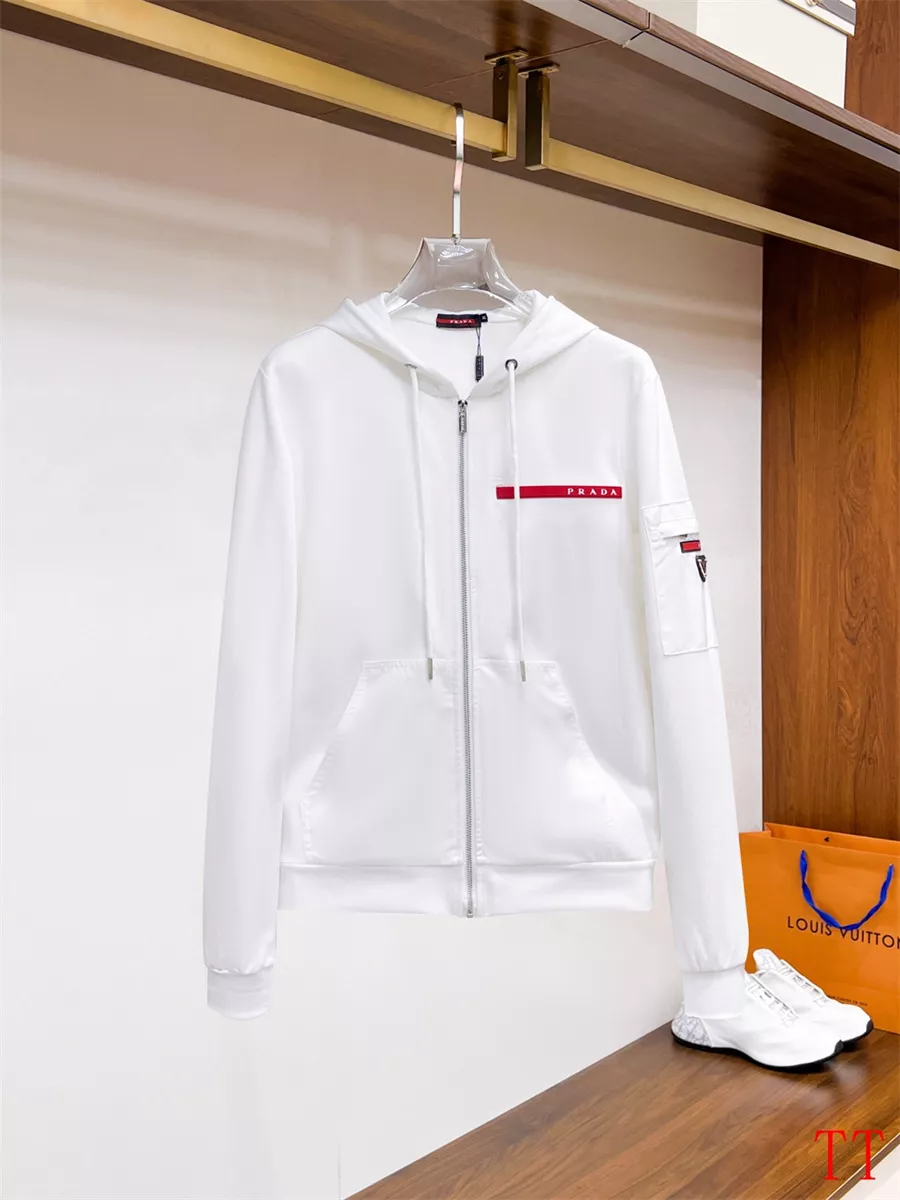 DailyWear 201 Prada Tracksuits Long Sleeved For Men