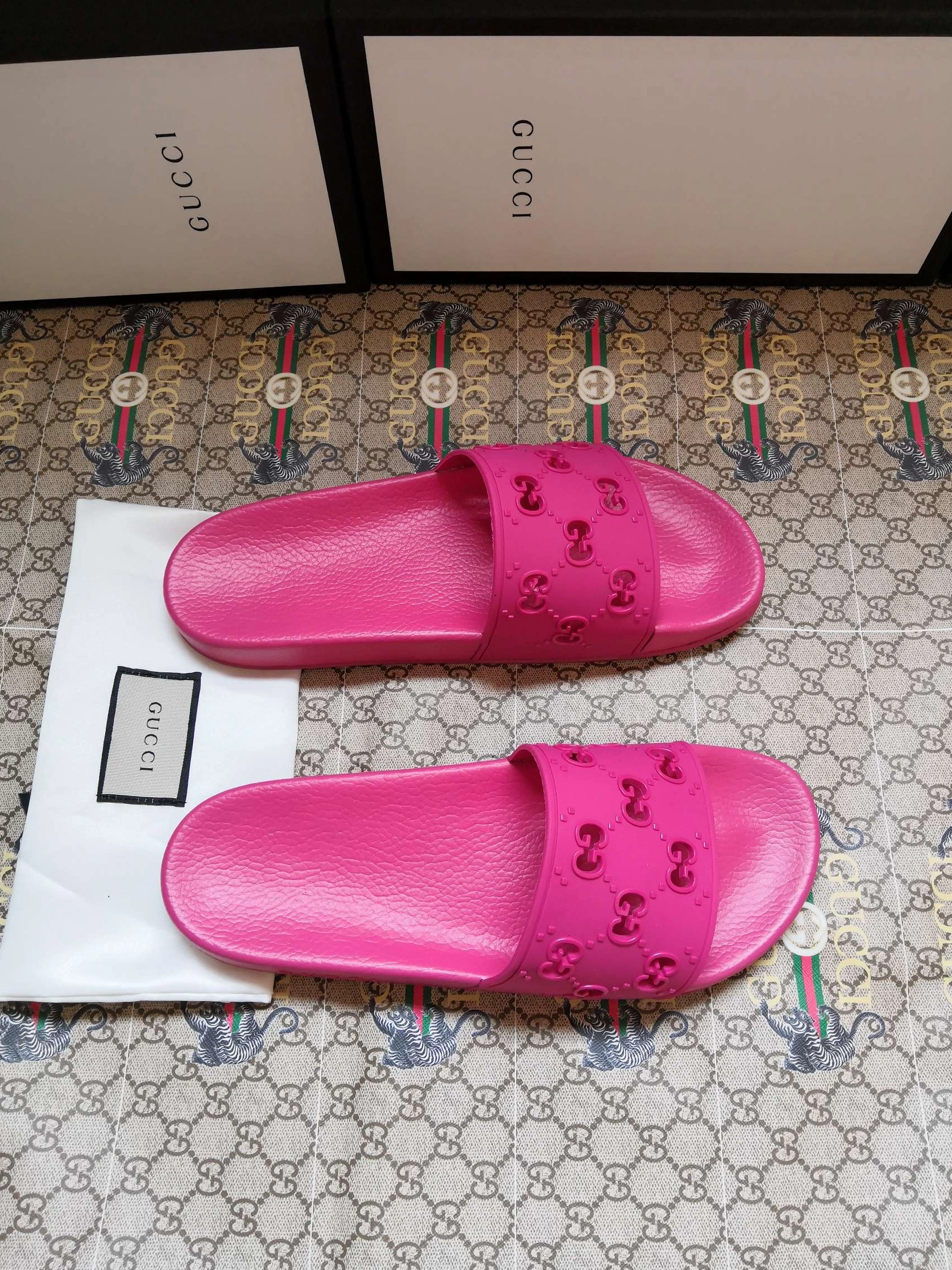 DailyWear 2057 Gucci Slippers For Women
